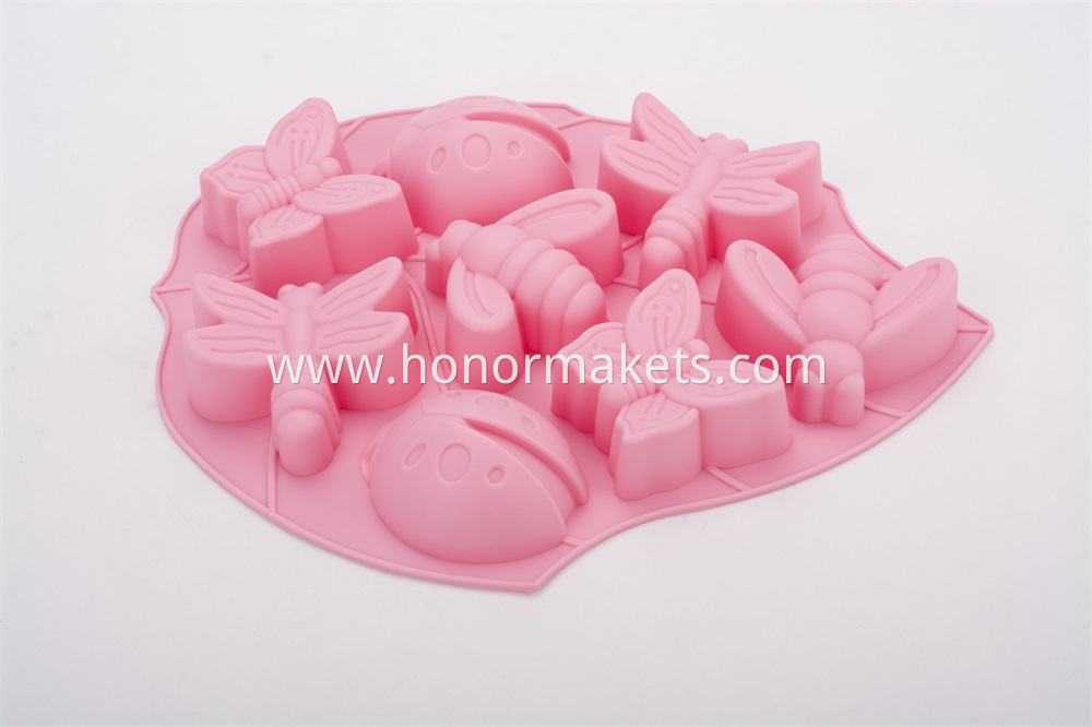 LD-B0003 Food grade cartoon animal shapes silicone mold for baking decorating tools set